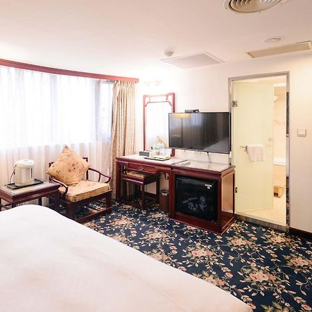 Kiwi Hotel Mrt Wenxin Branch Tchaj-čung Exteriér fotografie