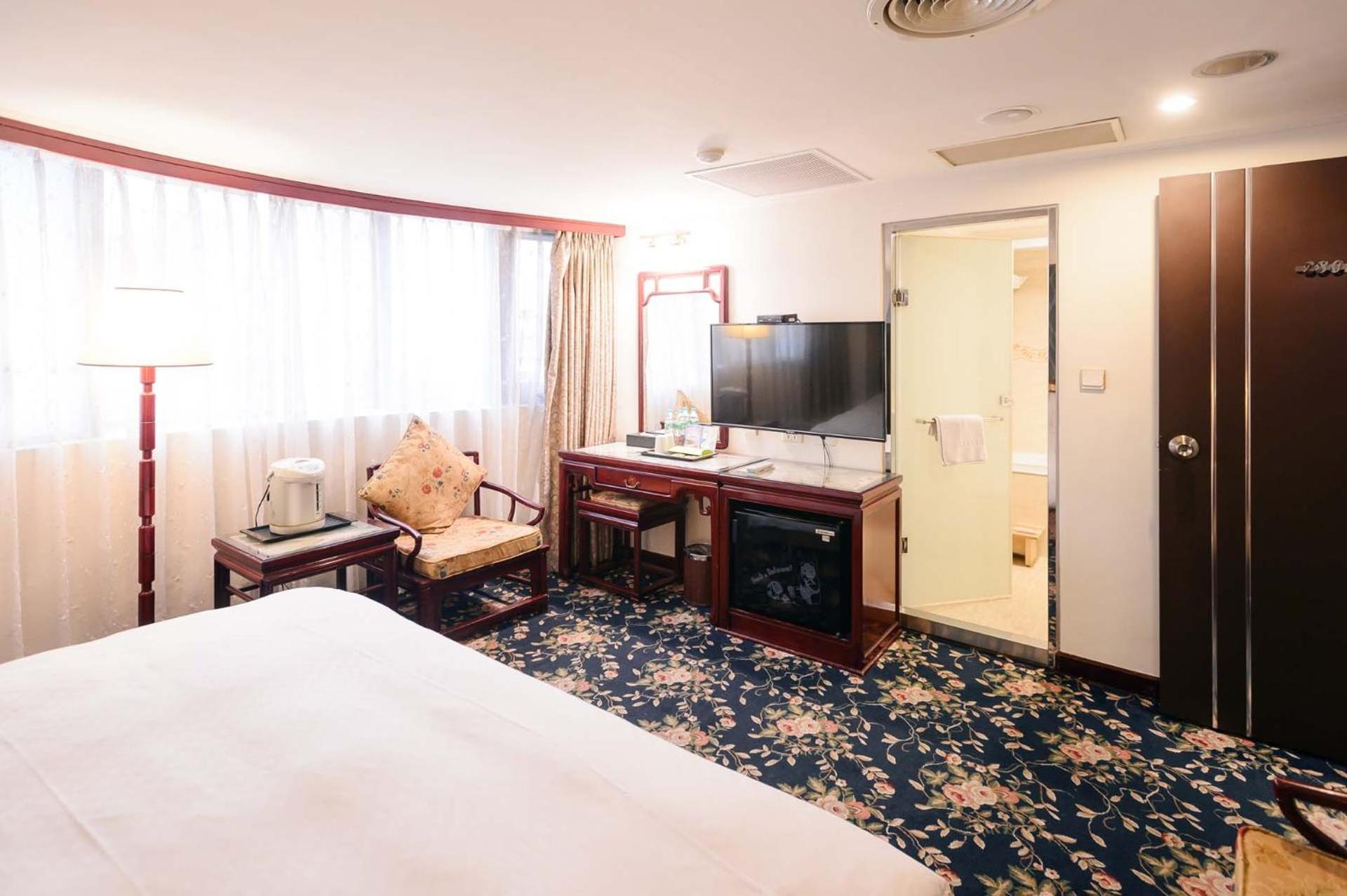 Kiwi Hotel Mrt Wenxin Branch Tchaj-čung Exteriér fotografie