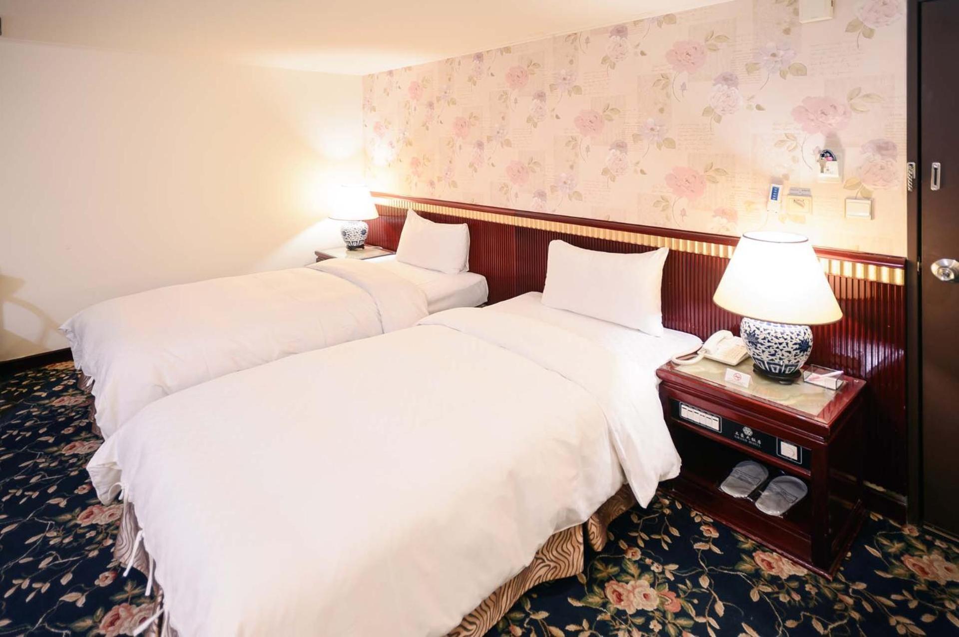 Kiwi Hotel Mrt Wenxin Branch Tchaj-čung Exteriér fotografie