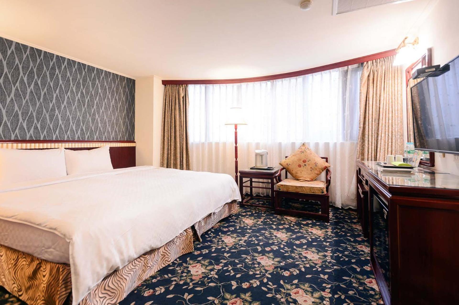 Kiwi Hotel Mrt Wenxin Branch Tchaj-čung Exteriér fotografie