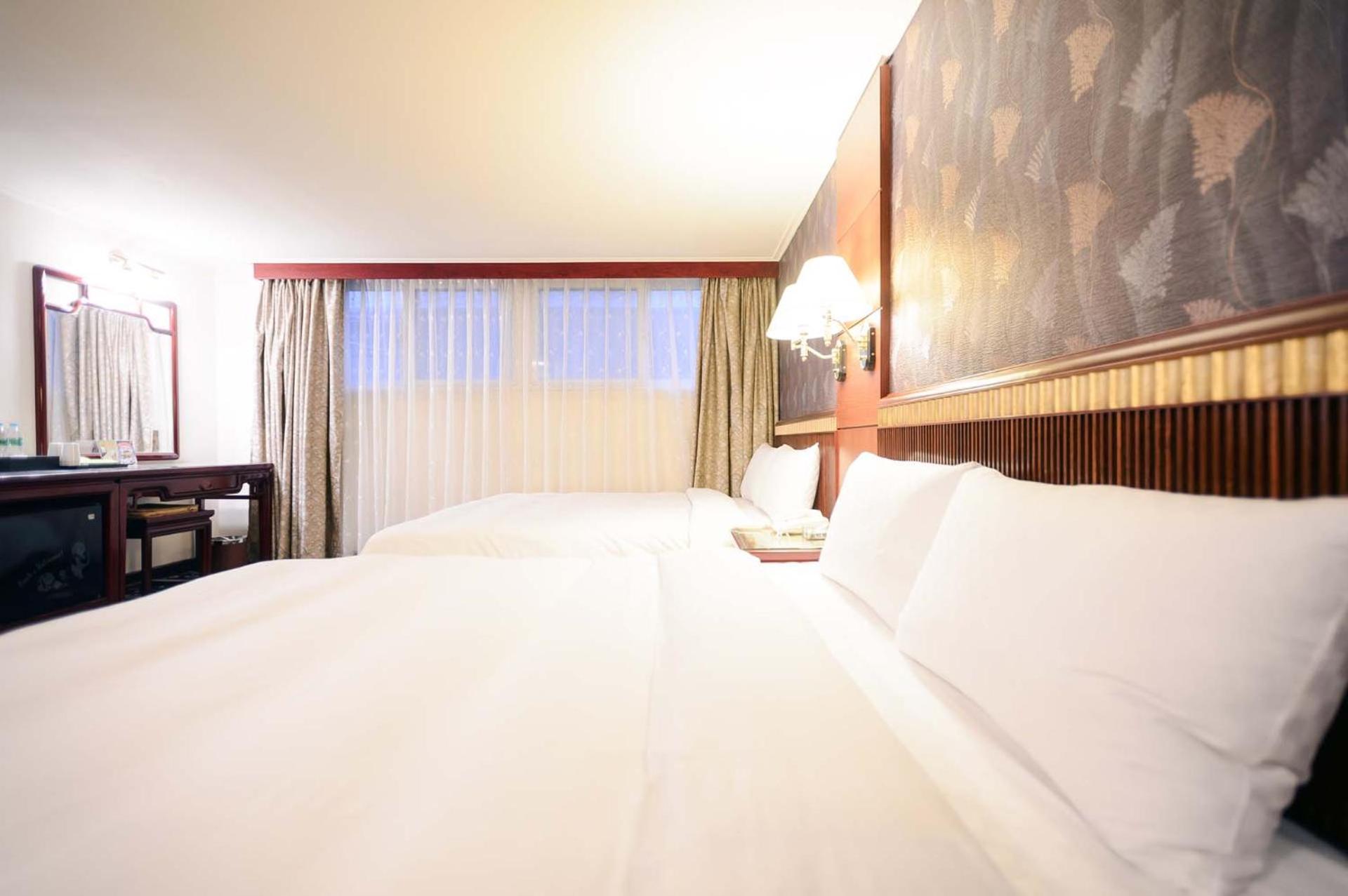 Kiwi Hotel Mrt Wenxin Branch Tchaj-čung Exteriér fotografie
