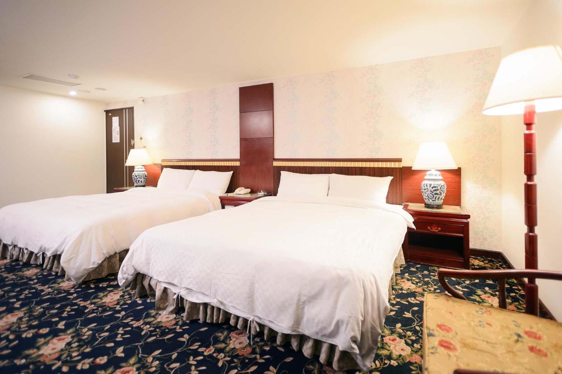 Kiwi Hotel Mrt Wenxin Branch Tchaj-čung Exteriér fotografie