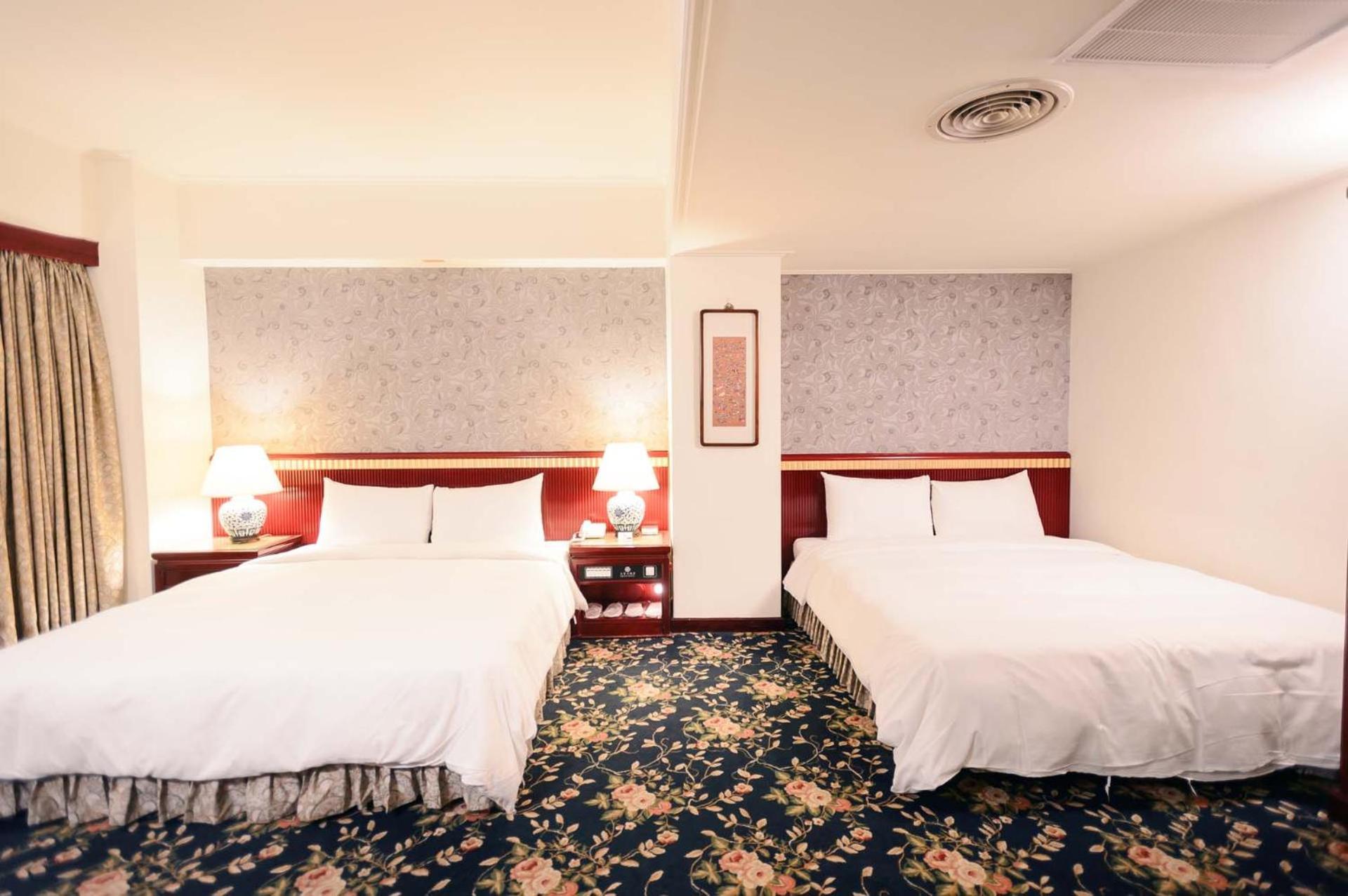 Kiwi Hotel Mrt Wenxin Branch Tchaj-čung Exteriér fotografie