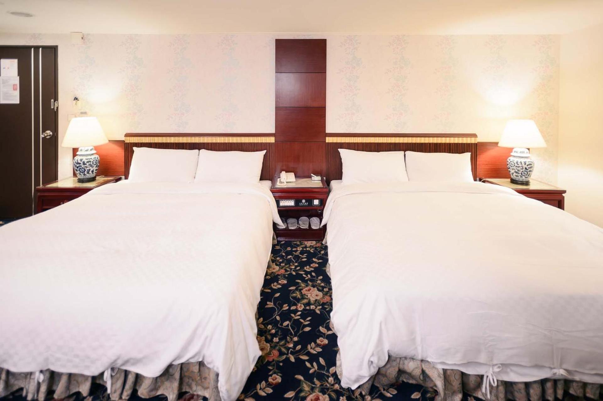Kiwi Hotel Mrt Wenxin Branch Tchaj-čung Exteriér fotografie