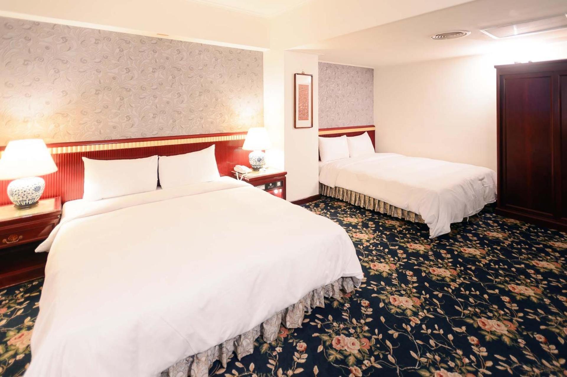 Kiwi Hotel Mrt Wenxin Branch Tchaj-čung Exteriér fotografie