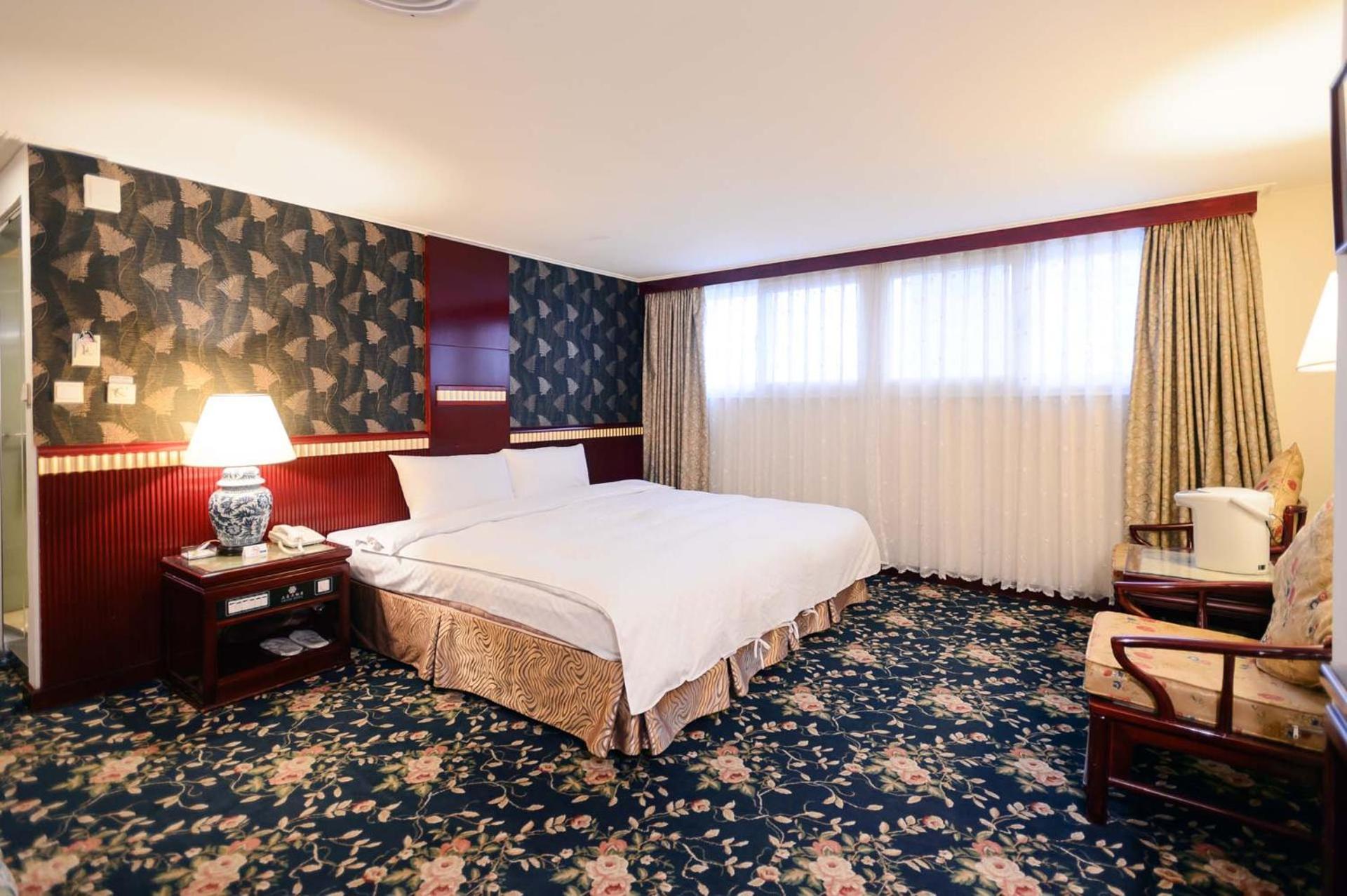 Kiwi Hotel Mrt Wenxin Branch Tchaj-čung Exteriér fotografie